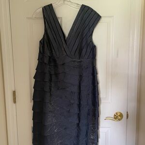 Adrianna Papell Blue Sleeveless V-neck Cocktail Dress